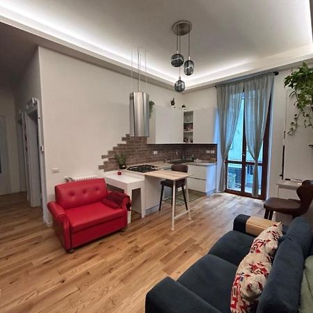 Gam Gam Isola Room Rent Milano Exteriör bild