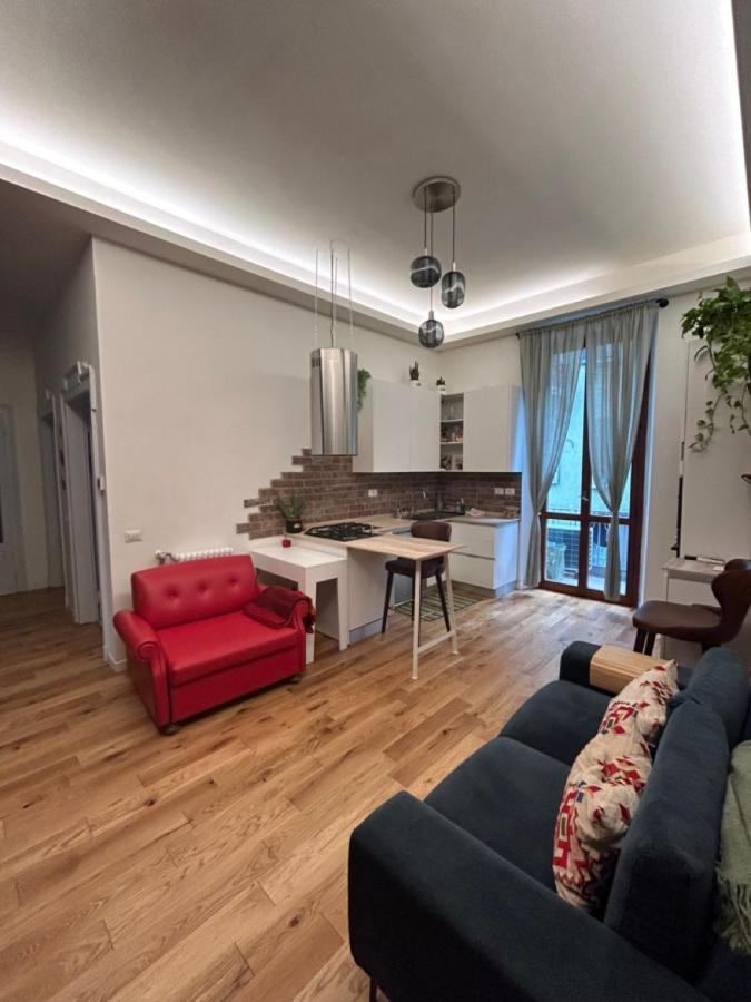 Gam Gam Isola Room Rent Milano Exteriör bild